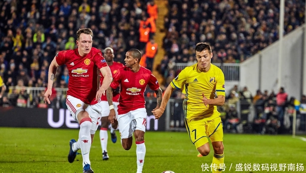 教练组特别 教练组特别