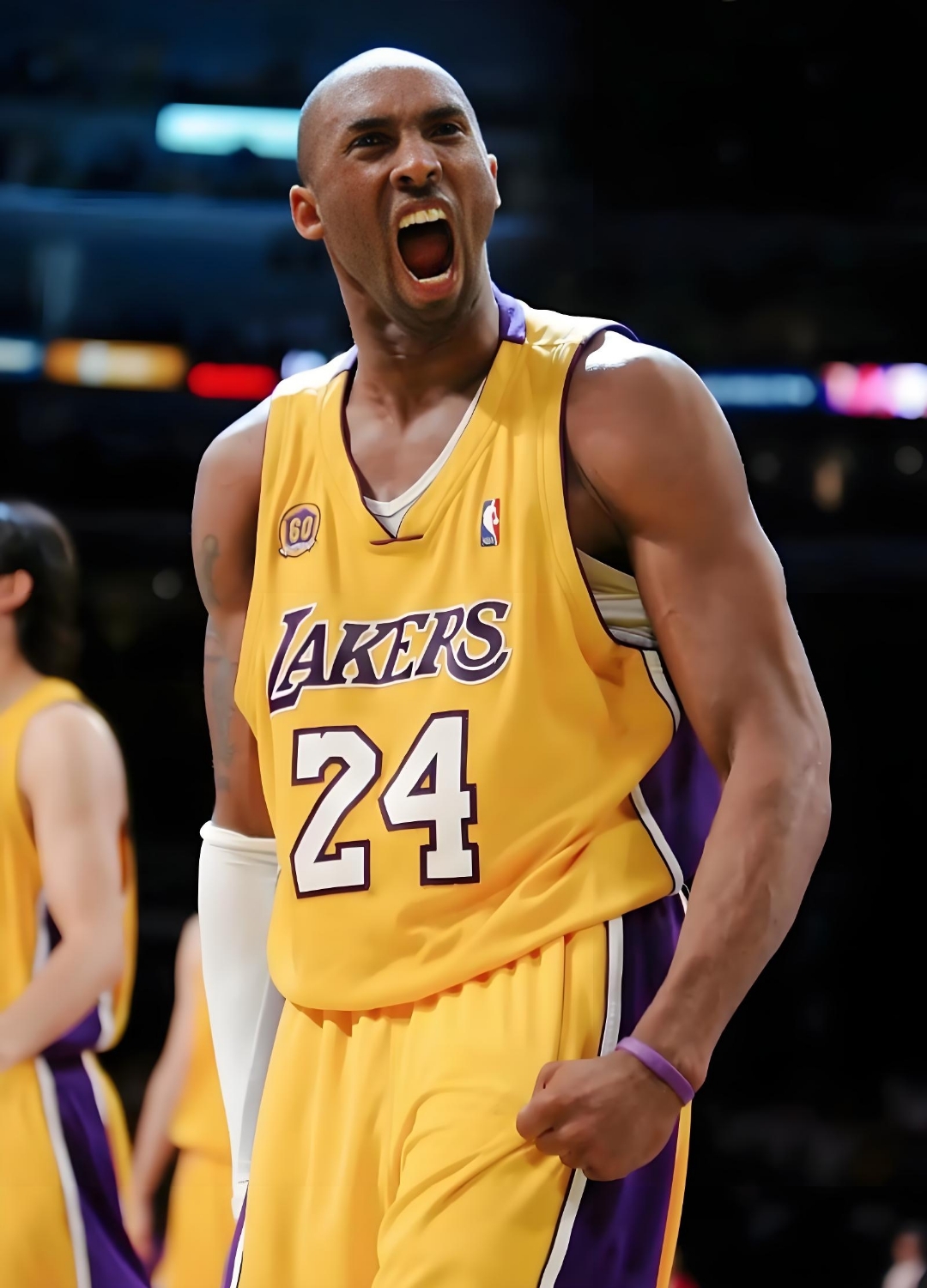 赛初期略显 赛初期略显